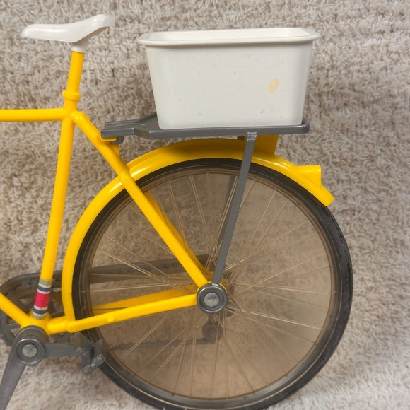 Vintage Mattel Barbie Yellow‎ 10 Speed Toy Bicycle #7777 Barbie Doll Accessory - Picture 6 of 11